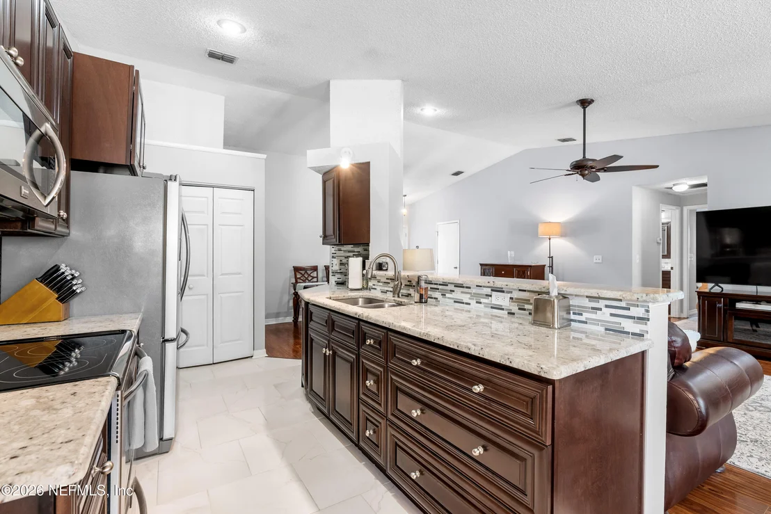 Photo of 7260 EAGLES PERCH Drive