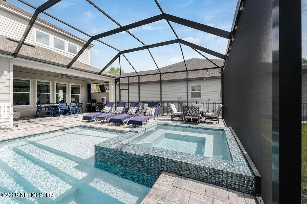 Photo of 818 OUTLOOK Drive