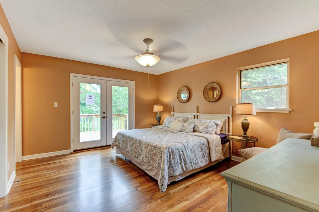 Photo of 7462 SPINOLA Road