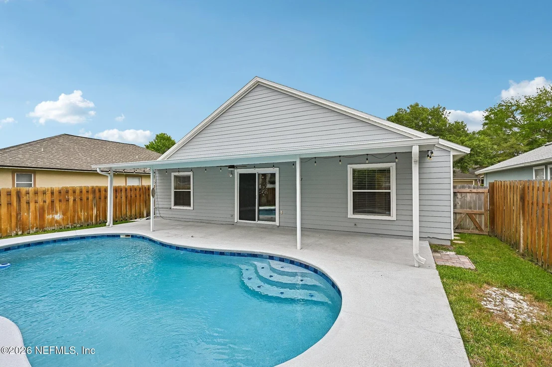 Photo of 912 BUTTERCUP Drive