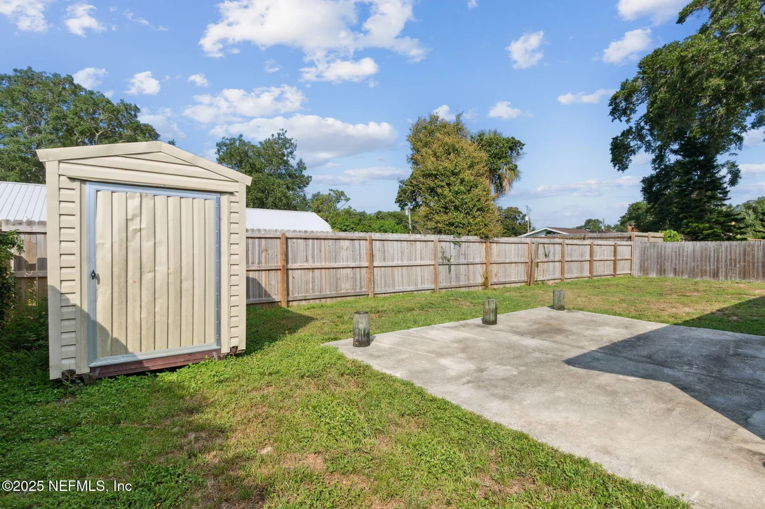 Photo of 234 HAWTHORNE Road