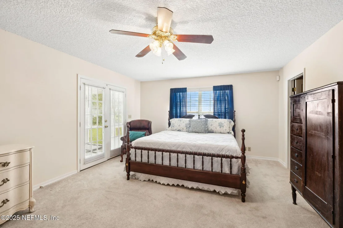 Photo of 212 LAKE Drive