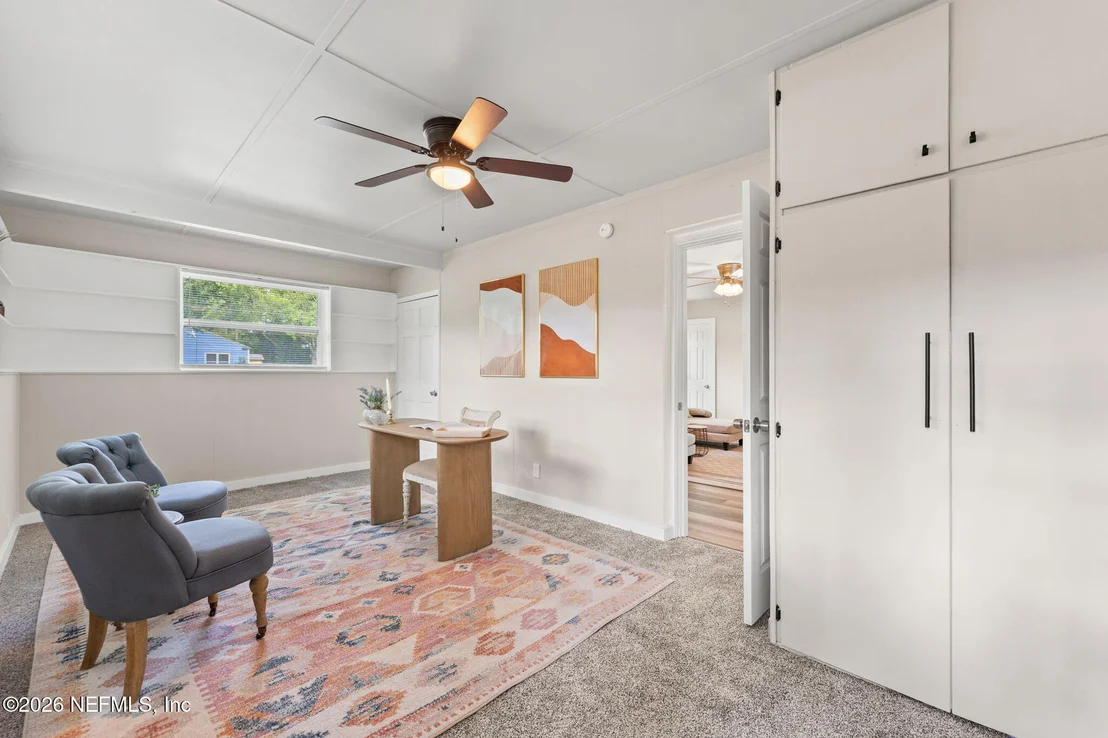 Photo of 594 CEDAR Avenue