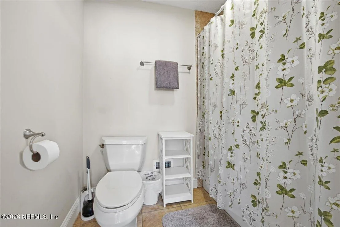 Photo of 18 ESTEY Street