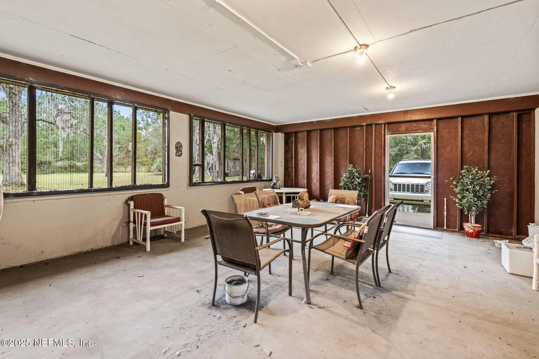 Photo of Unit C at 5705 COUNTY ROAD 208