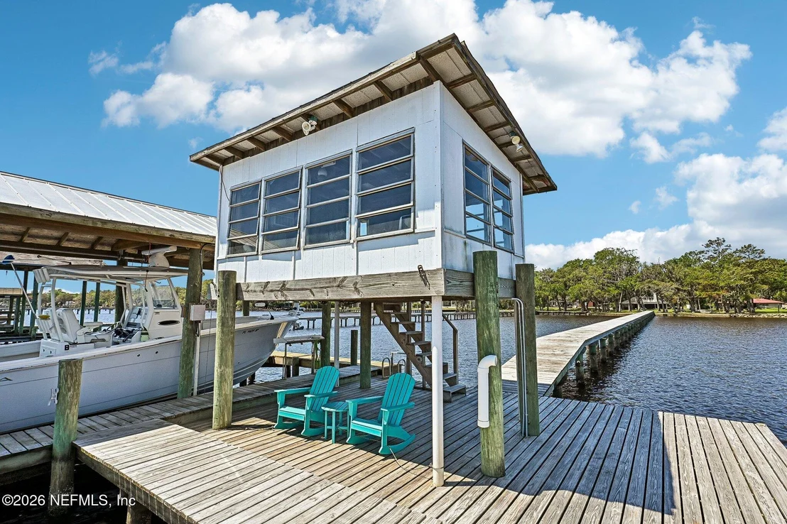 Photo of 4745 RAGGEDY POINT Road