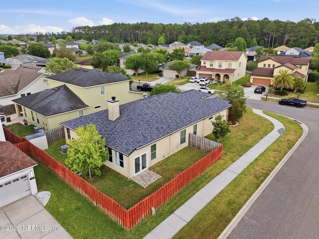 Photo of 219 STRAW POND Way