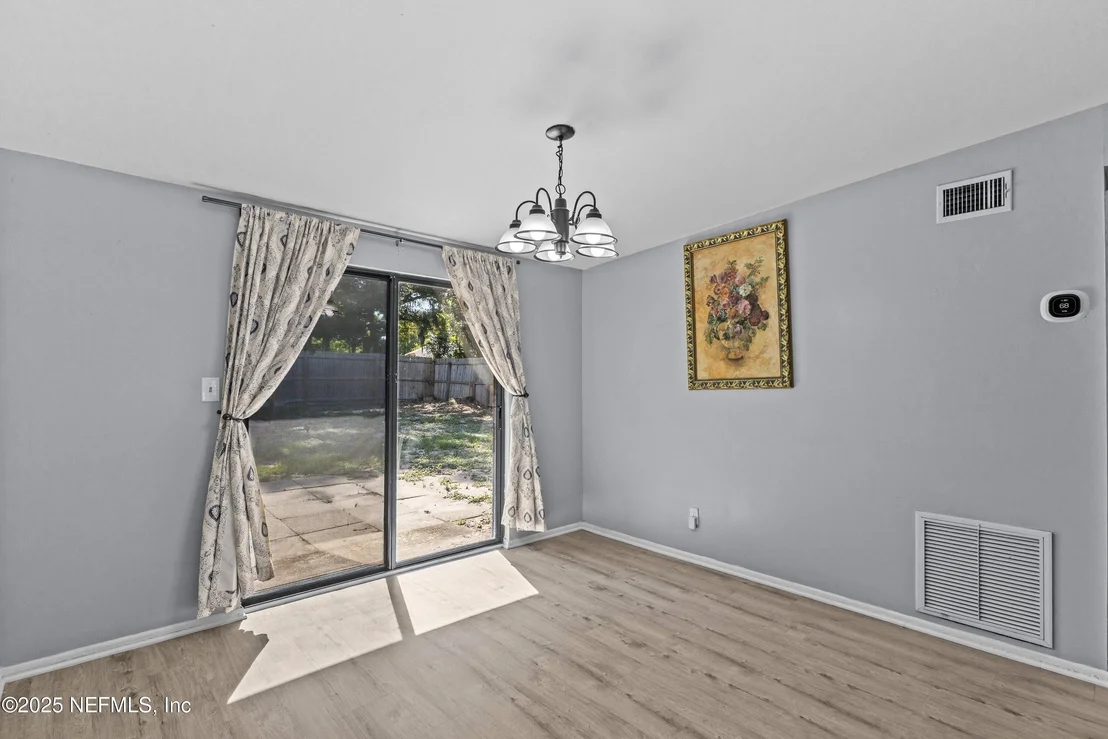 Photo of 4003 MEEK Drive S