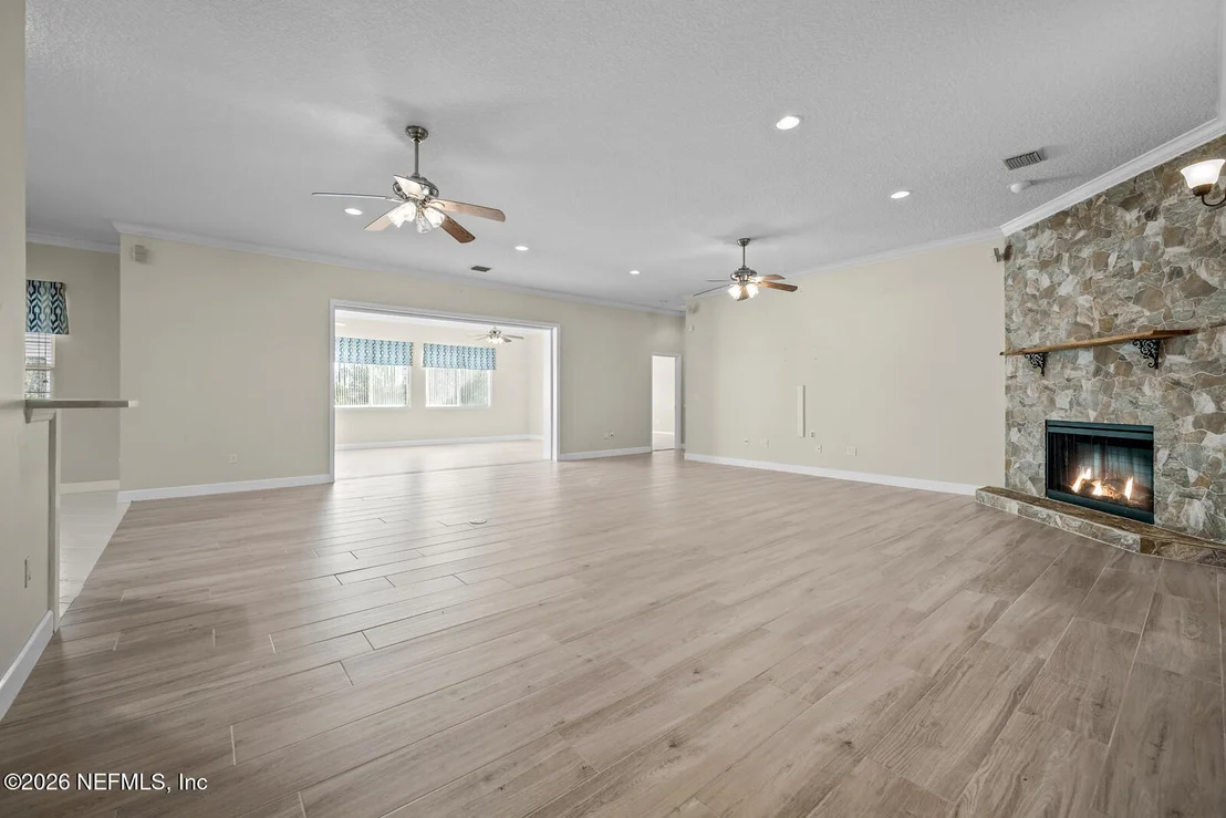 Photo of 1240 BEEKMAN Drive