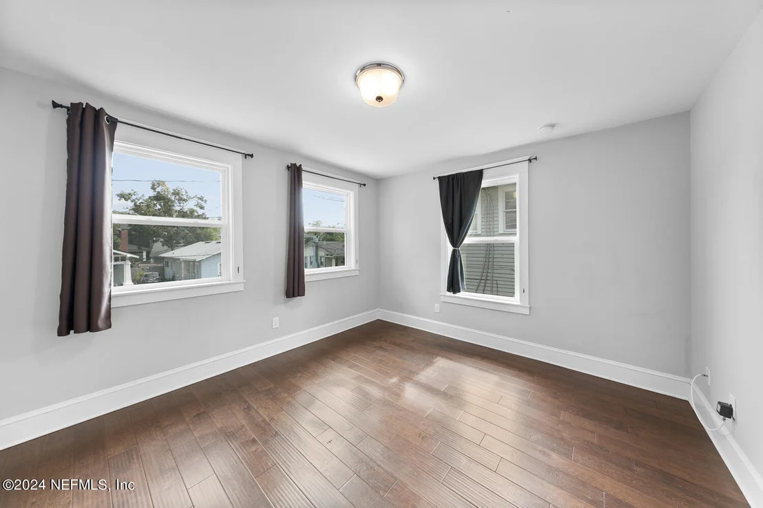 Photo of 1308 SYDNEY Place