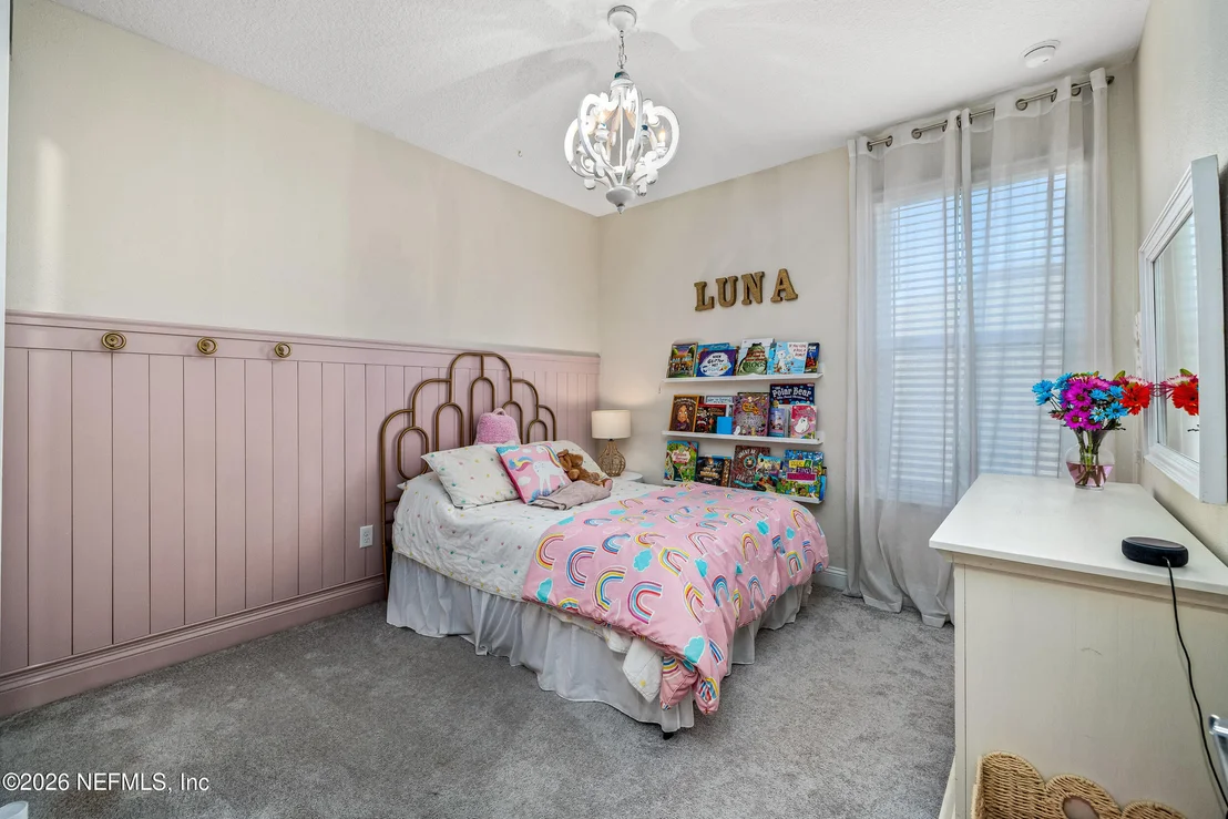 Photo of 137 CALLIEL Way