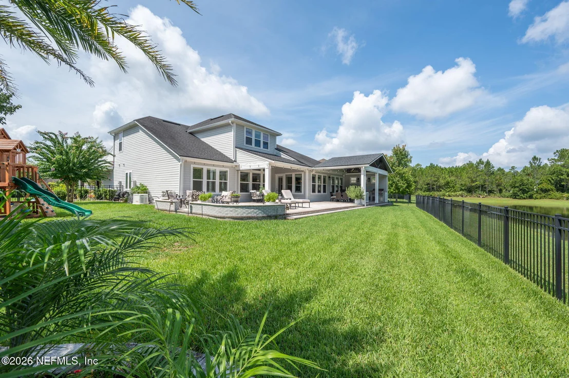Photo of 681 GLENNEYRE Circle