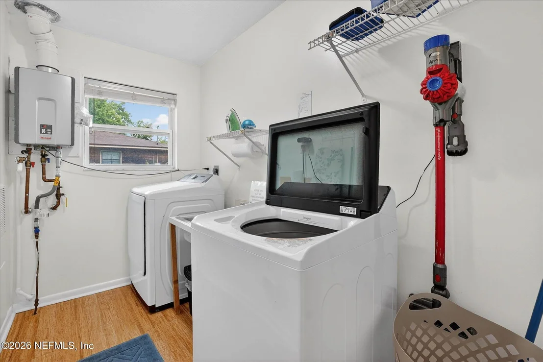 Photo of 116 MORNINGVIEW Place