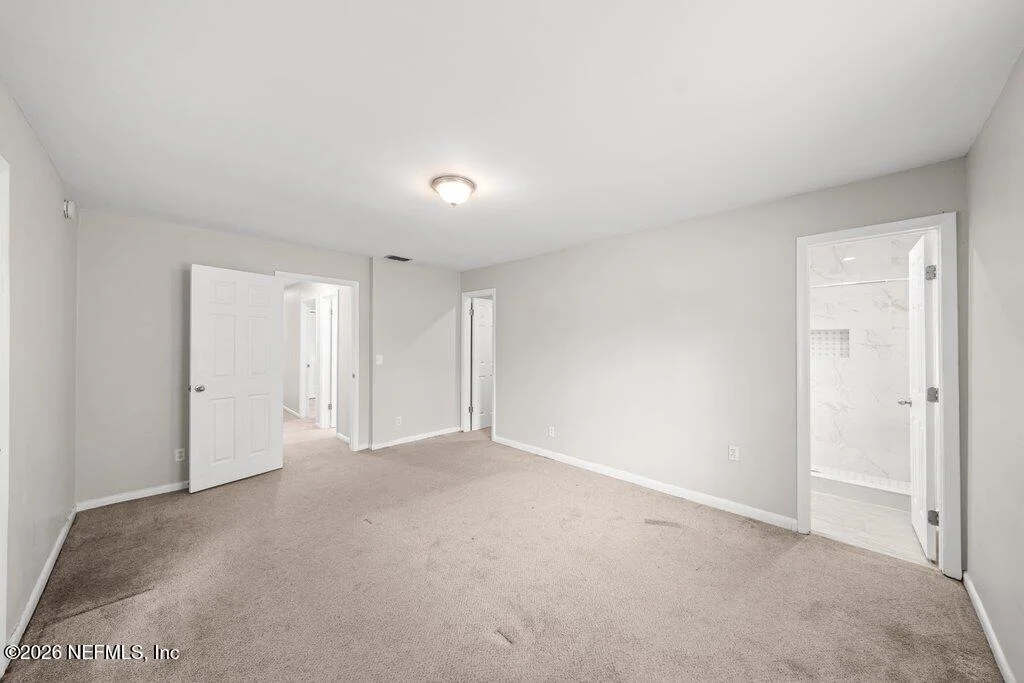 Photo of 1235 SQUIRREL Lane N