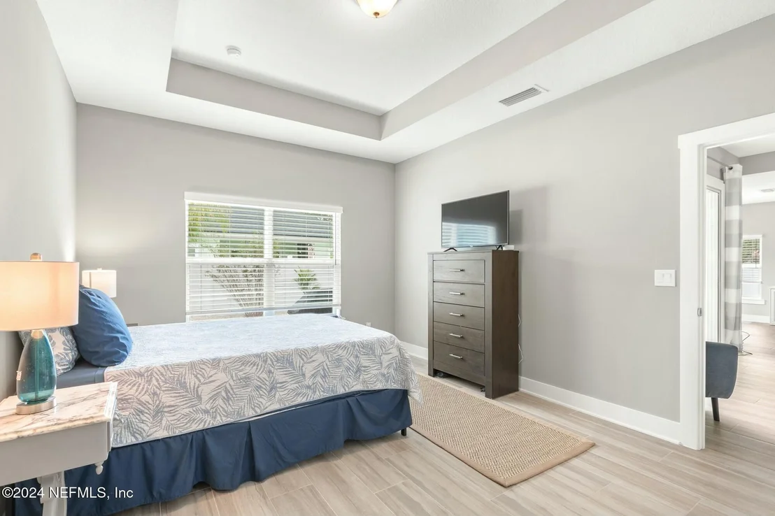 Photo of 60 DUTTON ISLAND Road W