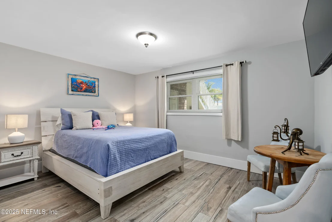 Photo of Unit 5A at 405 FLAGLER Boulevard