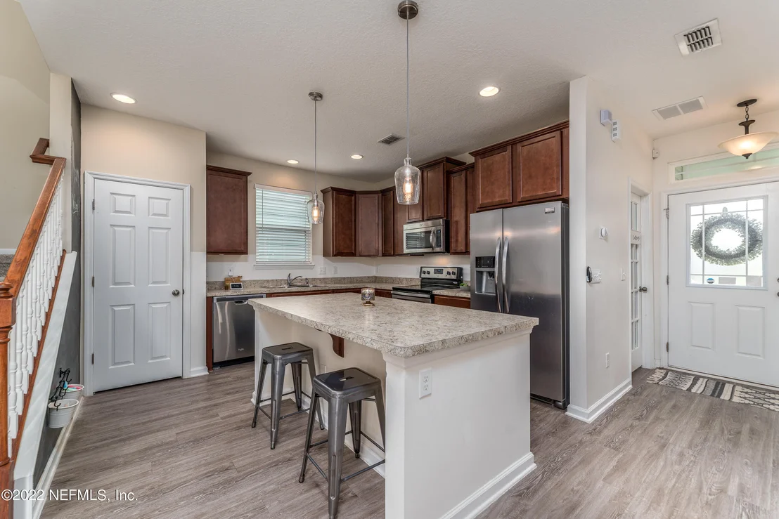 Photo of 360 VINEYARD Lane