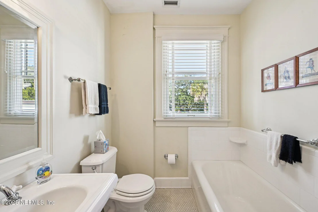 Photo of 178 AVENIDA MENENDEZ