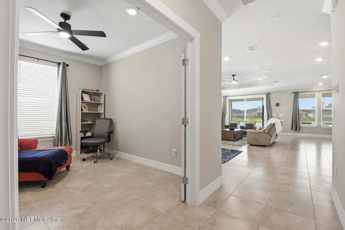 Photo of 375 BEECHNUT Circle