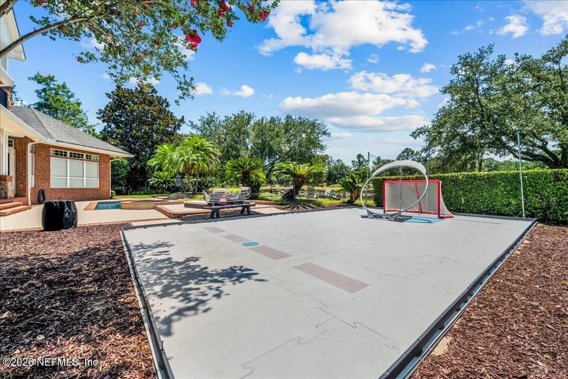 Photo of 1170 REGISTRY Boulevard