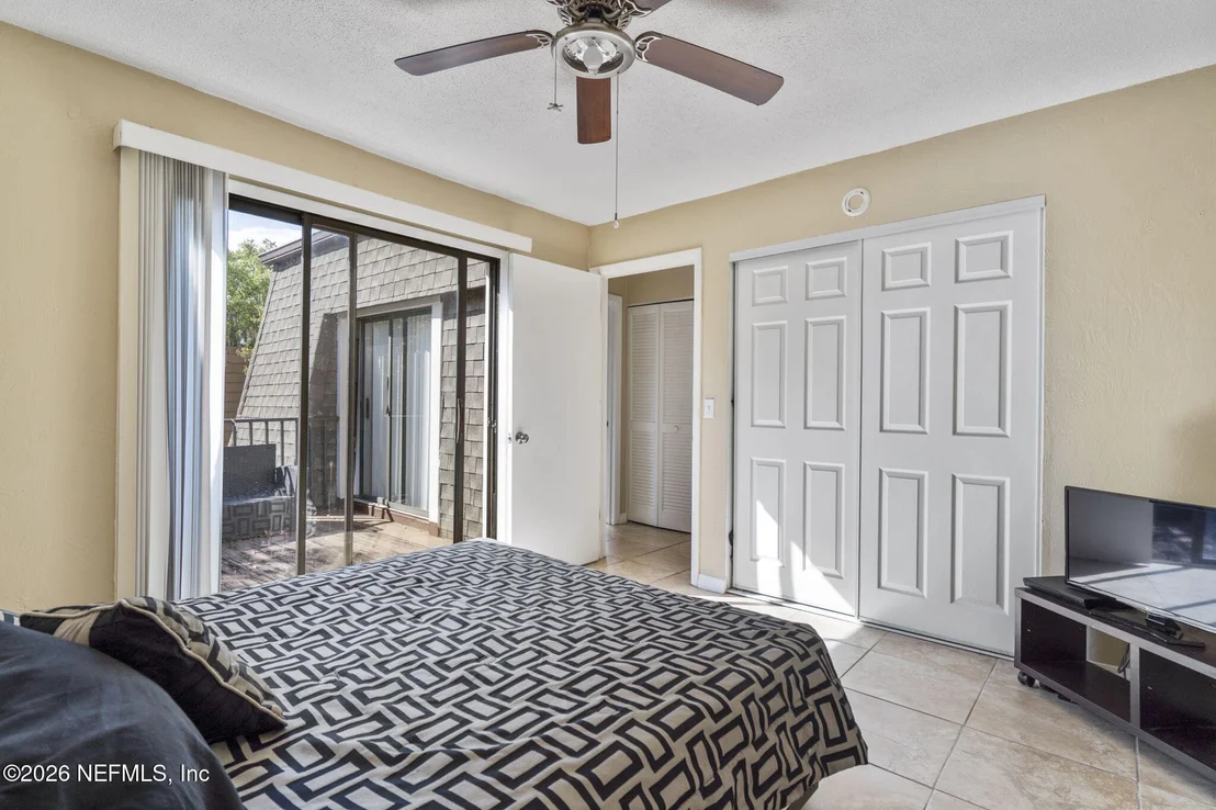Photo of 69 SPRINGWOOD Square