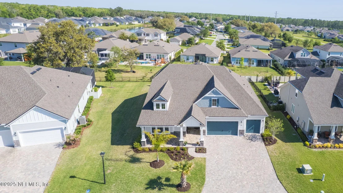 Photo of 63 BRADDOCK Court