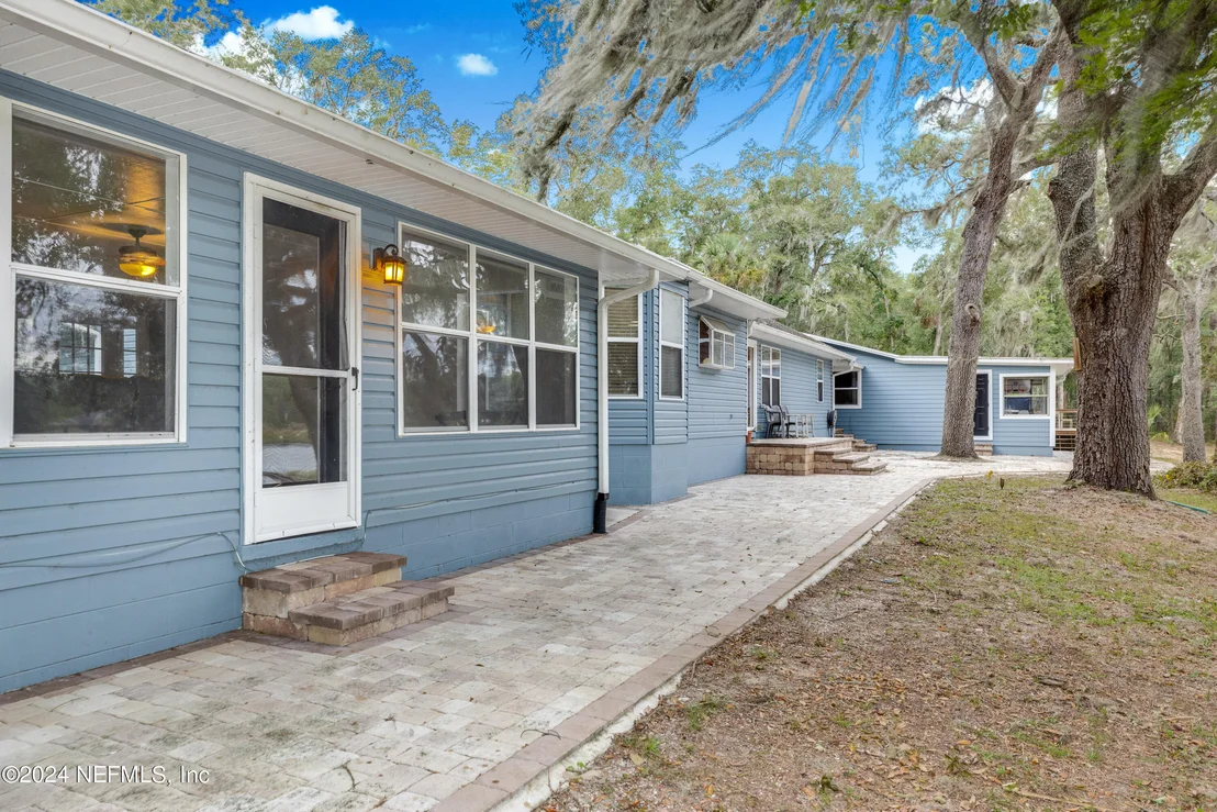 Photo of 334 N COUNTY ROAD 315