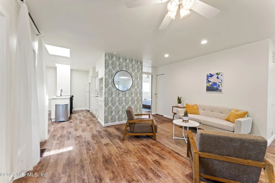 Photo of 409 TWELFTH Street