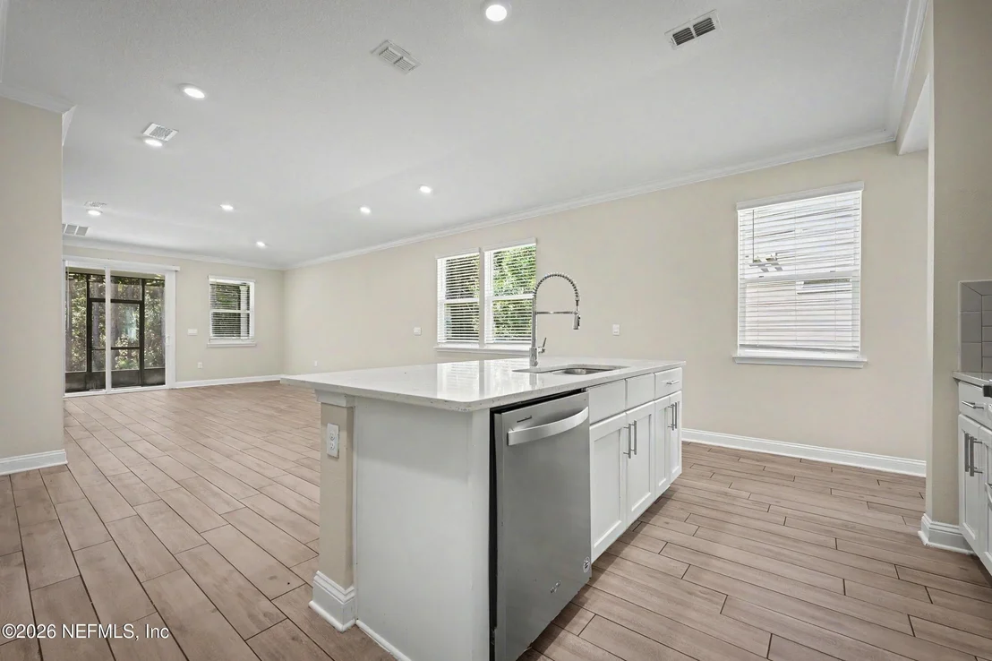 Photo of 452 THISTLETON Way