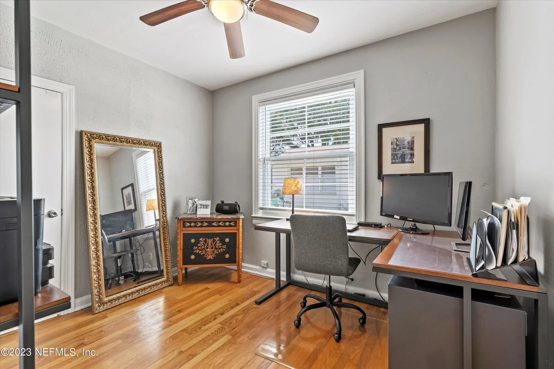 Photo of 1434 PINETREE Road