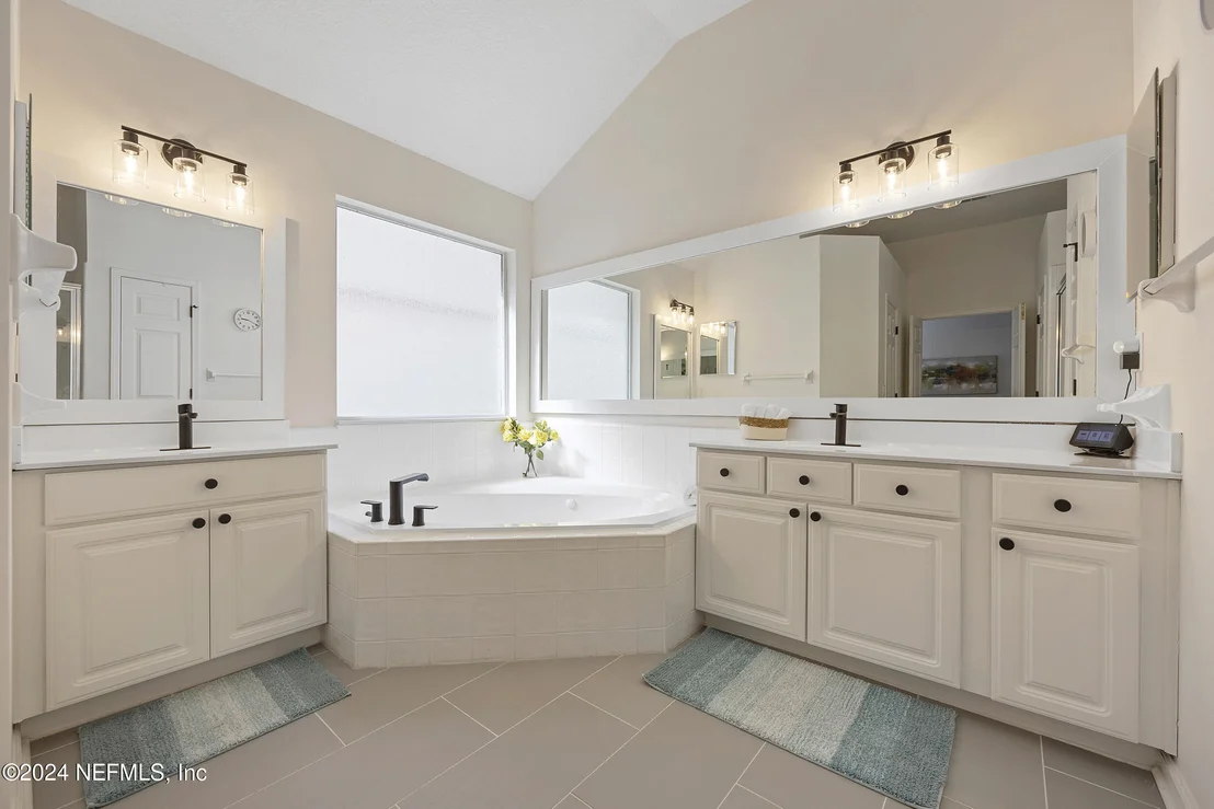 Photo of 5536 DOVER CREST Lane