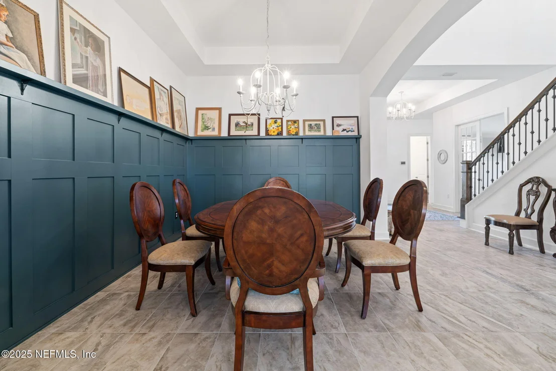 Photo of 63 BRADDOCK Court