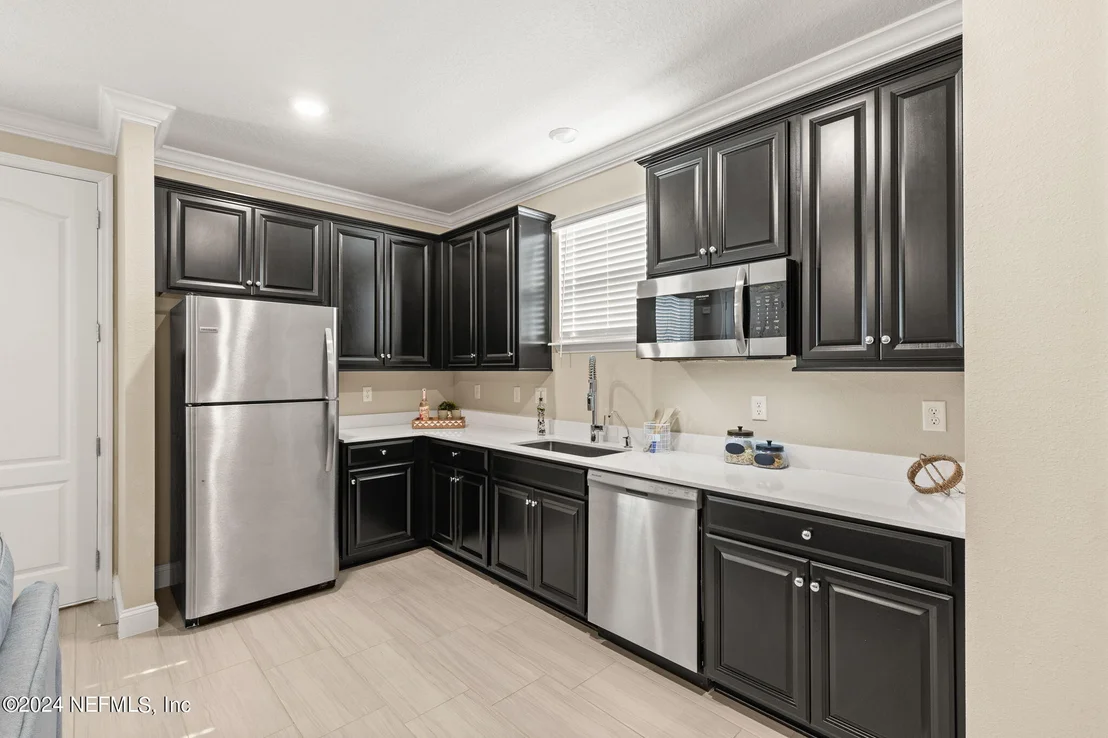 Photo of 200 LATROBE Avenue