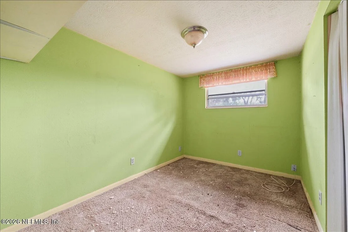 Photo of 201 CANIS Drive W