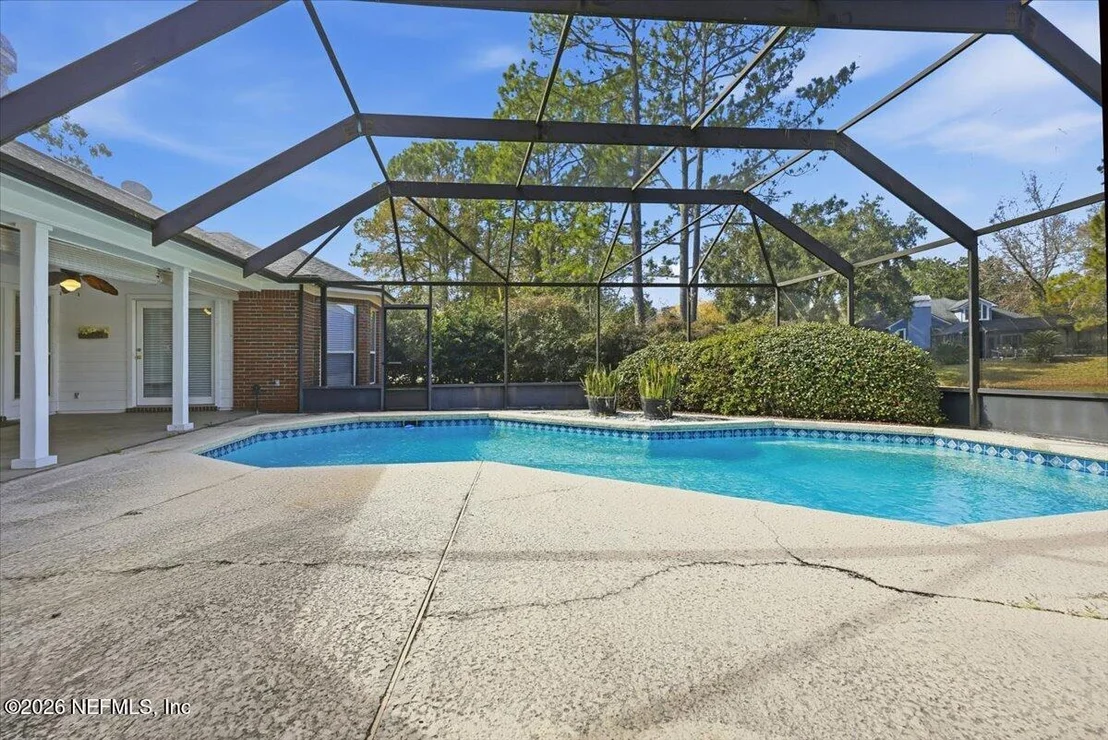 Photo of 8213 HAMPTON LAKE Lane