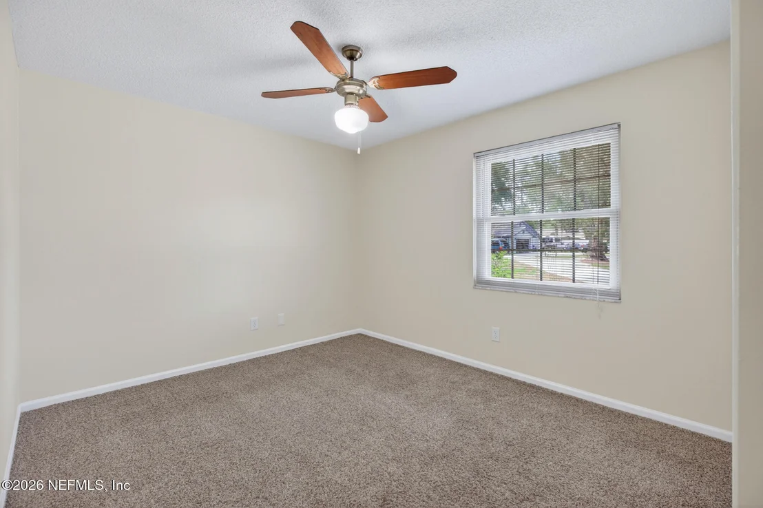 Photo of 1411 FOREST Lane