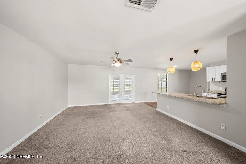 Photo of 1235 SQUIRREL Lane N