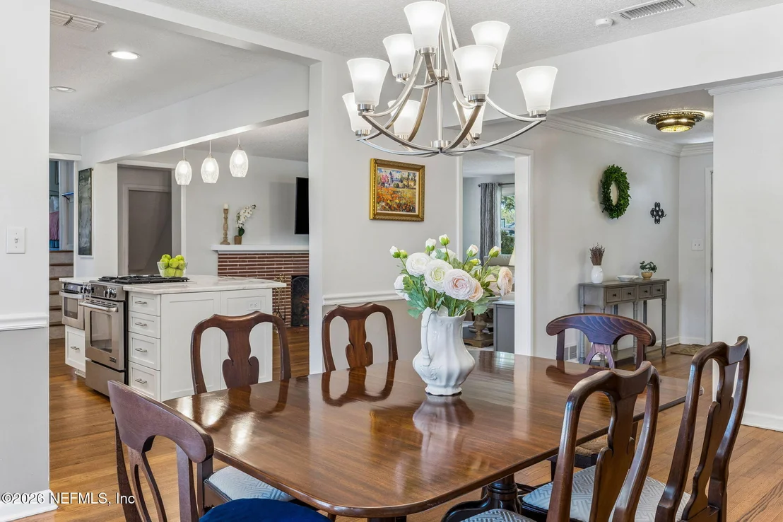 Photo of 4226 FOREST PARK Road