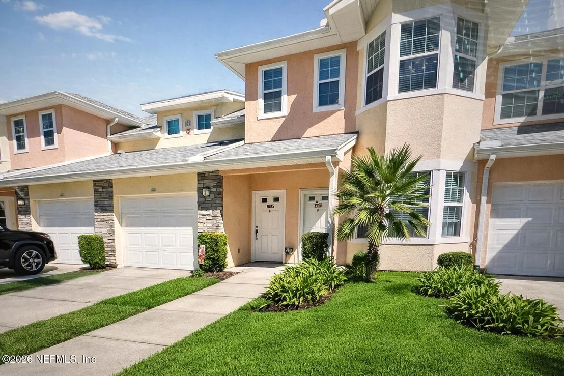 Photo of Unit 1005 at 175 BAYBERRY Circle