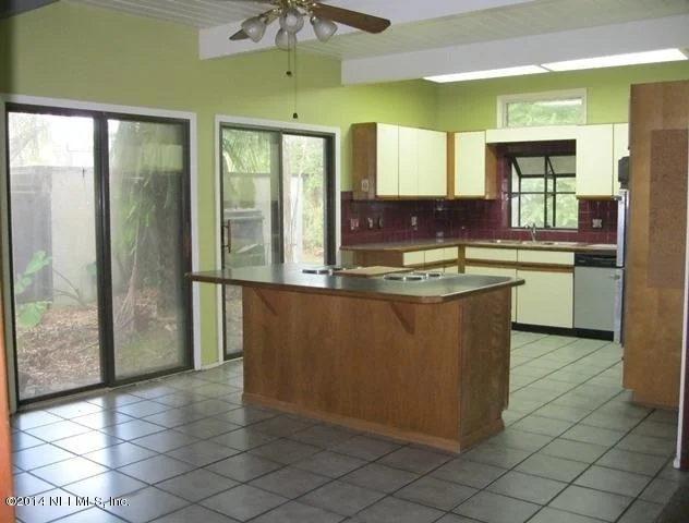 Photo of 2266 Larida Lane
