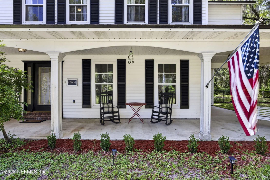Photo of 8221 FOREST Court