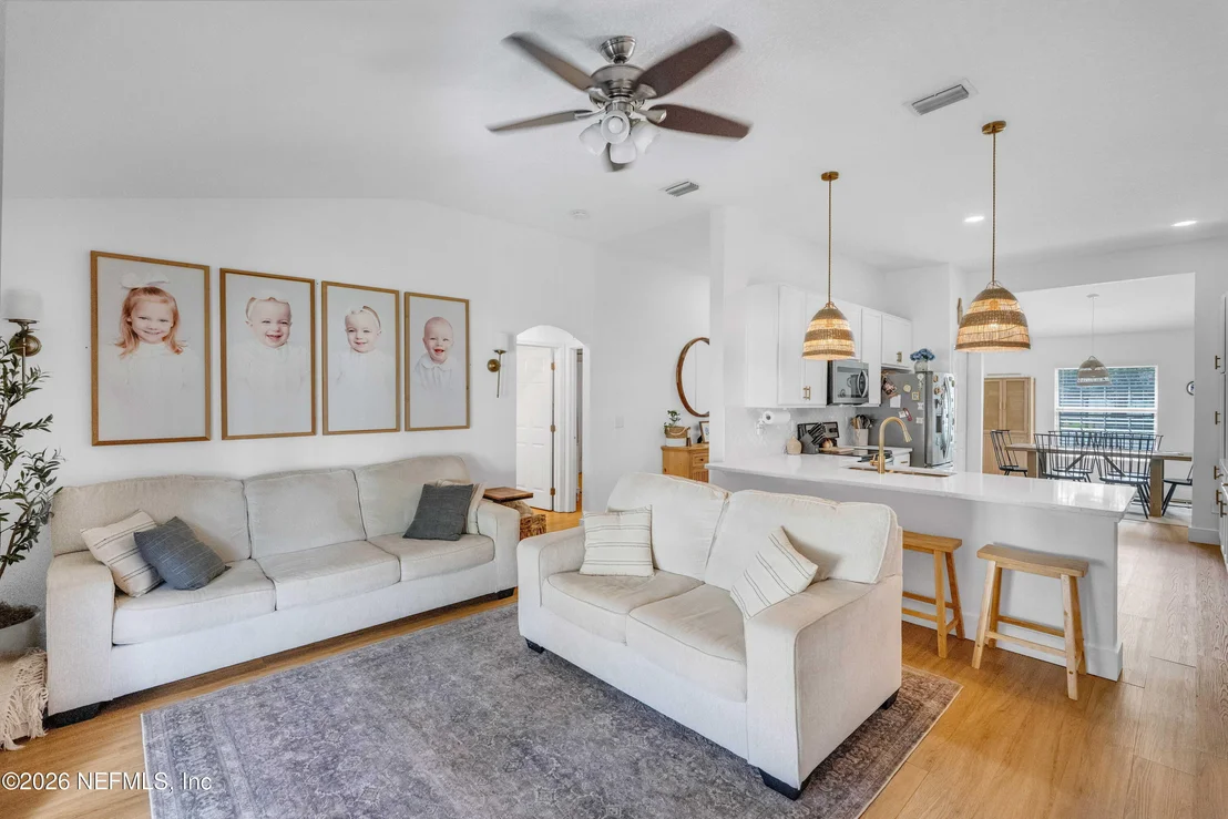 Photo of 9639 BEMBRIDGE MILL Drive