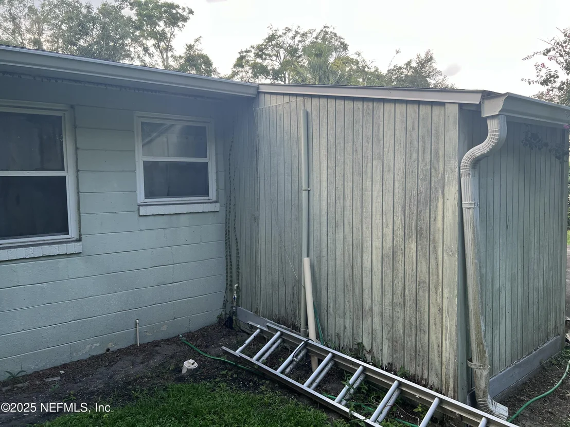 Photo of 205 SPRING FOREST Avenue