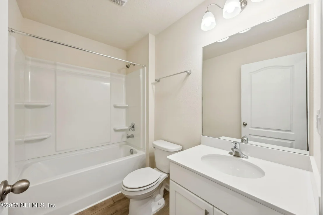 Photo of 70414 WINDING RIVER Drive