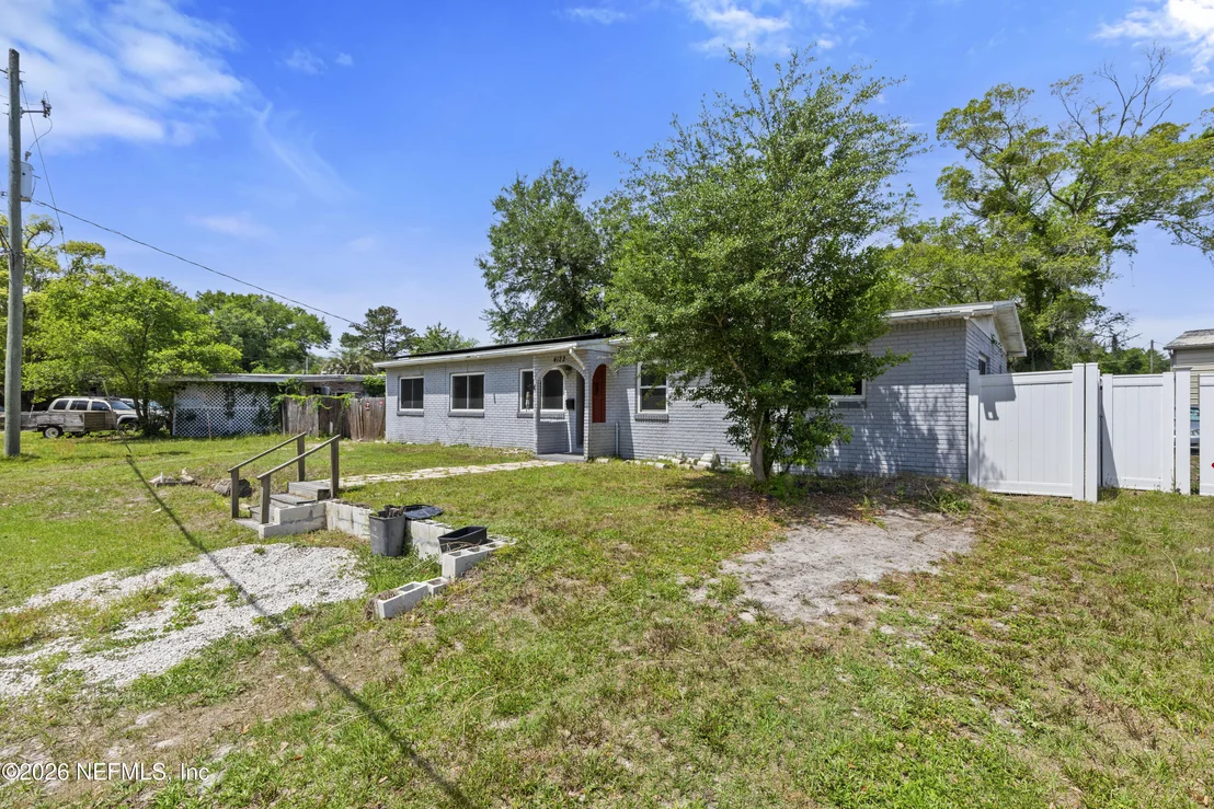 Photo of 4122 RENDALE Drive N