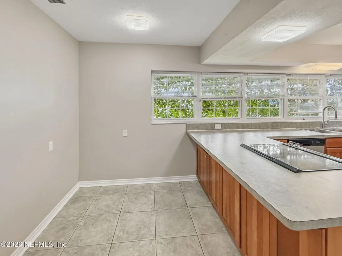 Photo of 477 DEL MONTE Drive