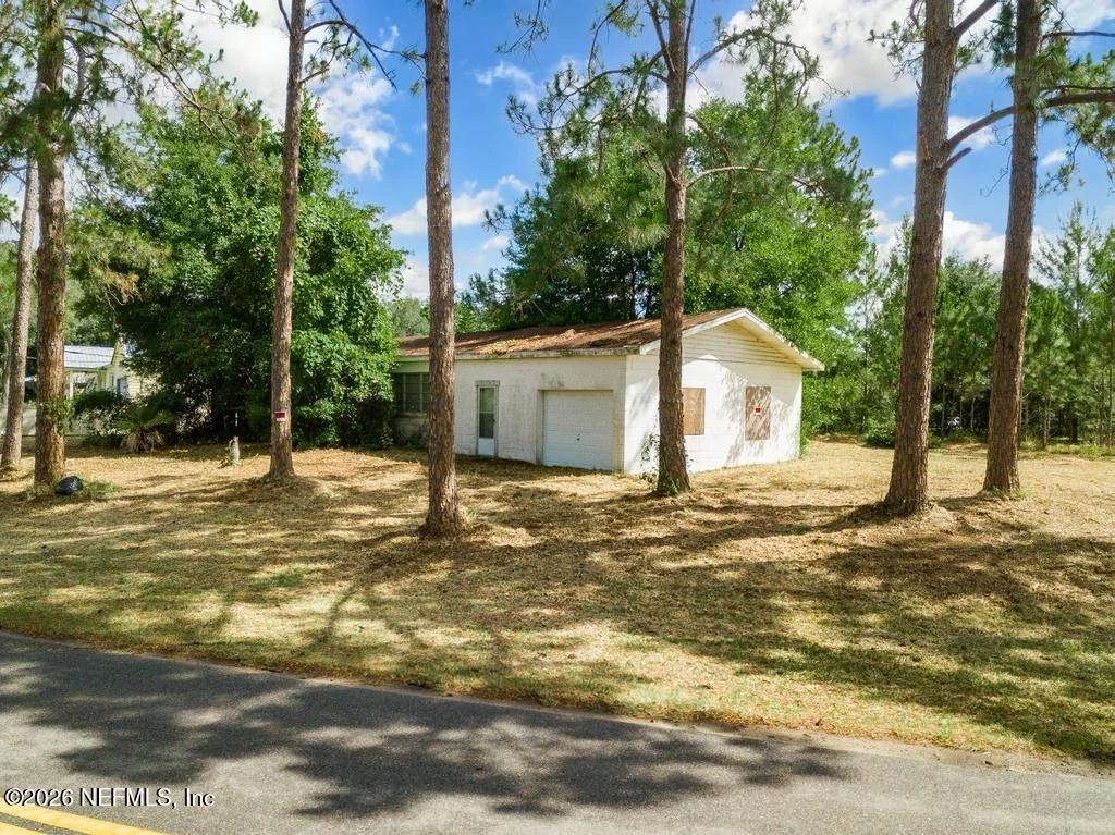 Photo of 1404 SHORE Drive