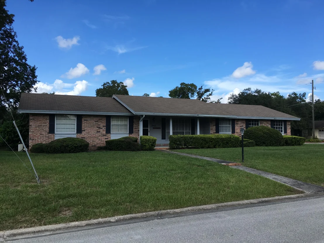 Photo of 7421 MAPLE TREE Drive