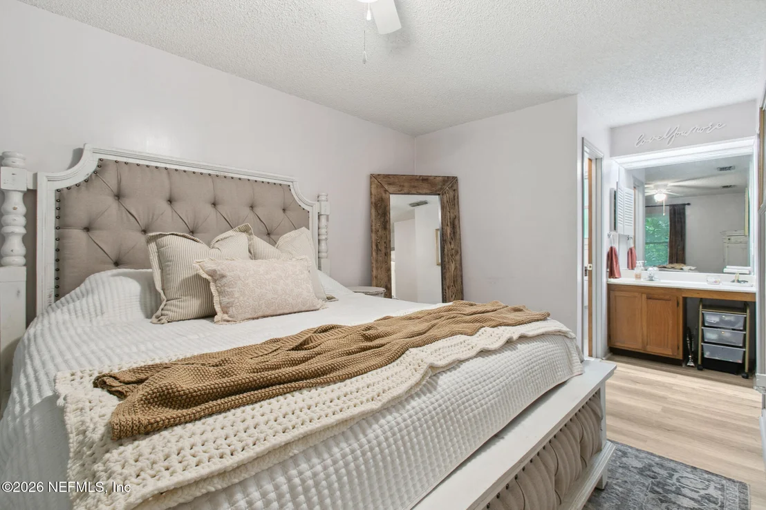 Photo of 2051 CORNELL Road