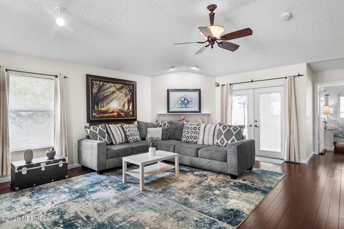 Photo of 204 CONNER Court